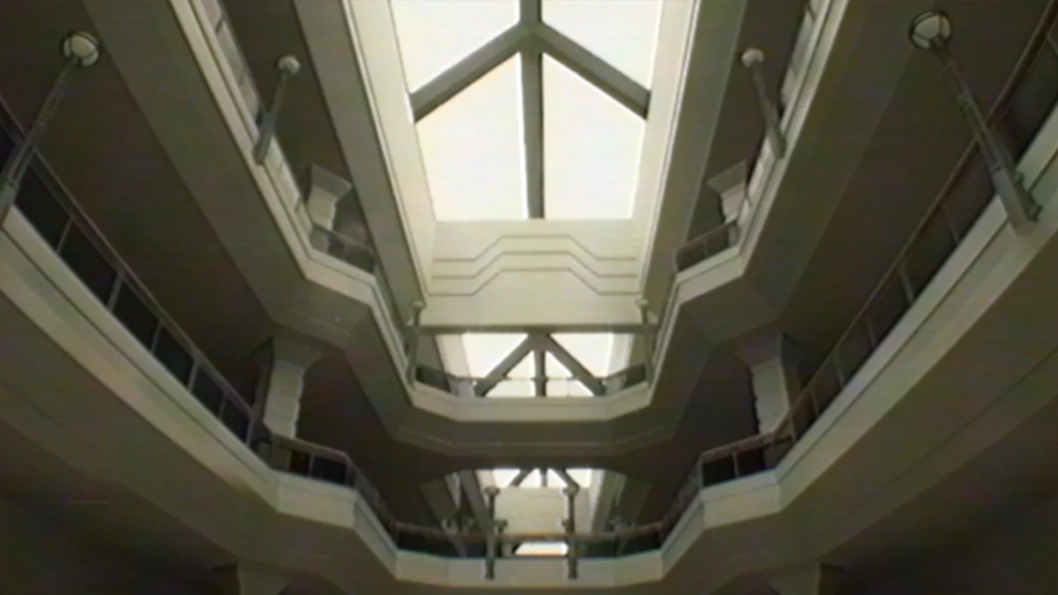 Dead Mall, the atrium of an abandoned 1980s shopping centre